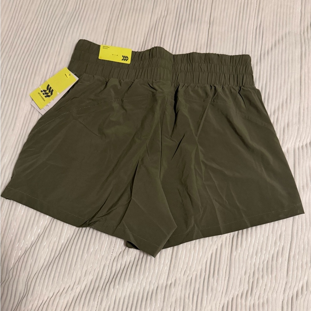 NWT All in motion shorts